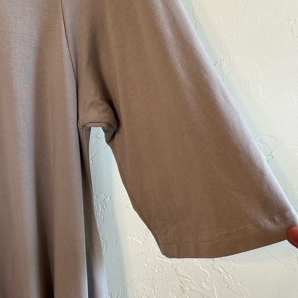 Bryn Walker Beige Grey Asymmetrical Hem Oversized Lagenlook Tunic Blouse Sz Lg - Picture 7 of 12